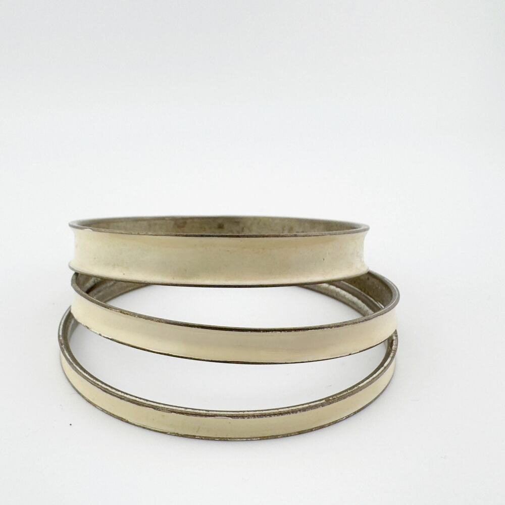 Set of 3 Vintage Silver Tone Bangle Bracelets Classic Retro Style